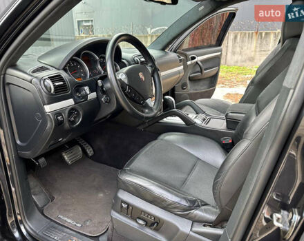 Черный Порше Каен, объемом двигателя 4.8 л и пробегом 170 тыс. км за 8999 $, фото 13 на Automoto.ua