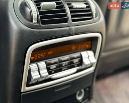 Черный Порше Каен, объемом двигателя 4.8 л и пробегом 170 тыс. км за 8999 $, фото 24 на Automoto.ua