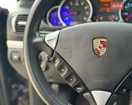 Черный Порше Каен, объемом двигателя 4.8 л и пробегом 170 тыс. км за 8999 $, фото 38 на Automoto.ua