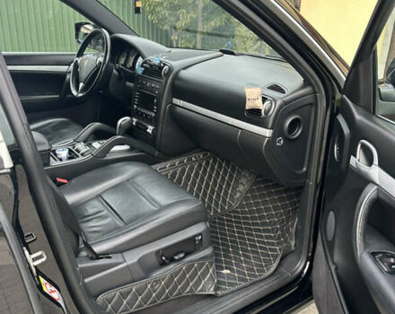 Черный Порше Каен, объемом двигателя 2.97 л и пробегом 261 тыс. км за 18200 $, фото 6 на Automoto.ua