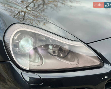 Черный Порше Каен, объемом двигателя 4.8 л и пробегом 170 тыс. км за 8999 $, фото 52 на Automoto.ua