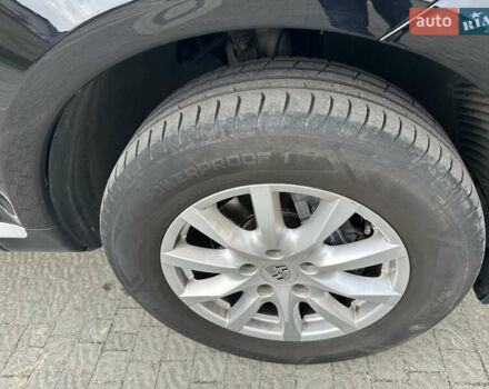 Черный Порше Каен, объемом двигателя 2.97 л и пробегом 261 тыс. км за 18200 $, фото 4 на Automoto.ua