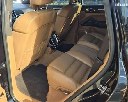 Черный Порше Каен, объемом двигателя 4.8 л и пробегом 105 тыс. км за 25900 $, фото 14 на Automoto.ua