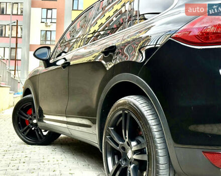 Чорний Порше Cayenne, об'ємом двигуна 4.8 л та пробігом 235 тис. км за 18999 $, фото 44 на Automoto.ua