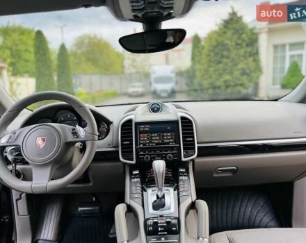 Черный Порше Каен, объемом двигателя 3 л и пробегом 238 тыс. км за 20499 $, фото 52 на Automoto.ua