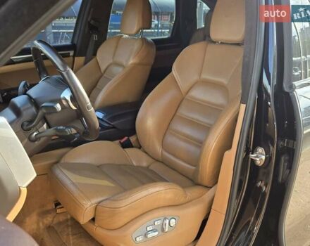 Порше Каен 2010 в Киеве на Automoto.ua Черный Порше Каен, объемом двигателя 4.8 л и пробегом 105 тыс. км за 26900 $, фото 7 на Automoto.ua