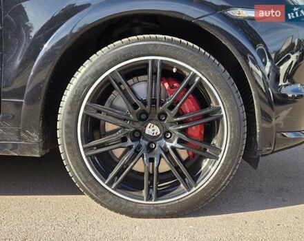 Порше Каен 2010 в Киеве на Automoto.ua Черный Порше Каен, объемом двигателя 4.8 л и пробегом 105 тыс. км за 26900 $, фото 20 на Automoto.ua