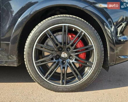 Чорний Порше Cayenne, об'ємом двигуна 4.8 л та пробігом 105 тис. км за 25900 $, фото 5 на Automoto.ua