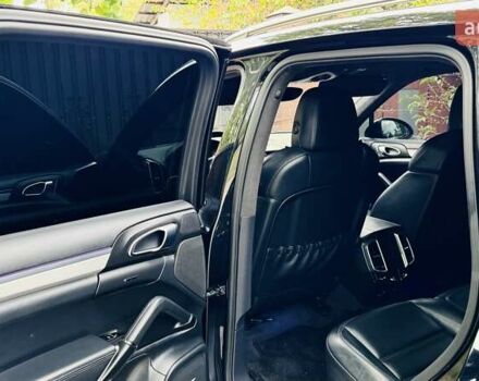 Чорний Порше Cayenne, об'ємом двигуна 4.8 л та пробігом 163 тис. км за 23800 $, фото 115 на Automoto.ua