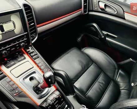 Чорний Порше Cayenne, об'ємом двигуна 4.8 л та пробігом 163 тис. км за 23800 $, фото 12 на Automoto.ua