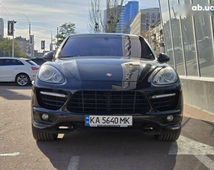Черный Порше Каен, объемом двигателя 4.8 л и пробегом 105 тыс. км за 25900 $, фото 2 на Automoto.ua