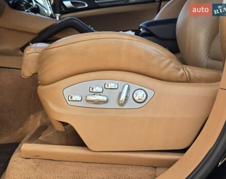 Порше Каен 2010 в Киеве на Automoto.ua Черный Порше Каен, объемом двигателя 4.8 л и пробегом 105 тыс. км за 26900 $, фото 8 на Automoto.ua