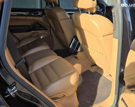 Черный Порше Каен, объемом двигателя 4.8 л и пробегом 105 тыс. км за 25900 $, фото 12 на Automoto.ua