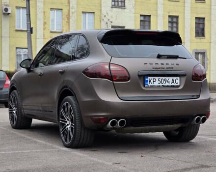 Черный Порше Каен, объемом двигателя 4.8 л и пробегом 164 тыс. км за 14500 $, фото 7 на Automoto.ua