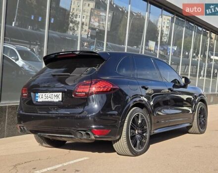 Порше Каен 2010 в Киеве на Automoto.ua Черный Порше Каен, объемом двигателя 4.8 л и пробегом 105 тыс. км за 26900 $, фото 3 на Automoto.ua