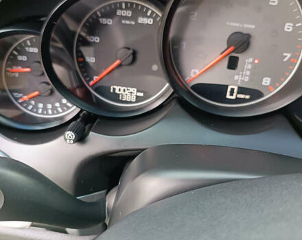 Чорний Порше Cayenne, об'ємом двигуна 4.8 л та пробігом 170 тис. км за 15800 $, фото 10 на Automoto.ua