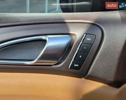 Чорний Порше Cayenne, об'ємом двигуна 4.8 л та пробігом 105 тис. км за 25900 $, фото 33 на Automoto.ua