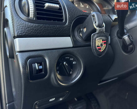 Черный Порше Каен, объемом двигателя 3 л и пробегом 173 тыс. км за 14950 $, фото 53 на Automoto.ua