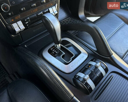 Чорний Порше Cayenne, об'ємом двигуна 3 л та пробігом 173 тис. км за 15850 $, фото 57 на Automoto.ua