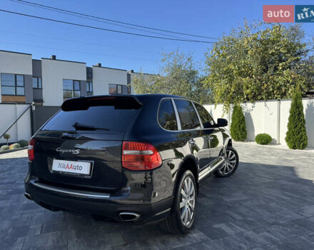 Черный Порше Каен, объемом двигателя 3 л и пробегом 173 тыс. км за 14950 $, фото 18 на Automoto.ua