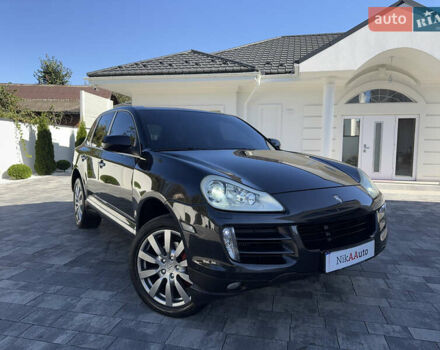 Черный Порше Каен, объемом двигателя 3 л и пробегом 173 тыс. км за 14950 $, фото 2 на Automoto.ua