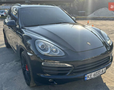 Черный Порше Каен, объемом двигателя 4.81 л и пробегом 150 тыс. км за 15000 $, фото 2 на Automoto.ua