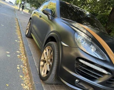 Чорний Порше Cayenne, об'ємом двигуна 4.8 л та пробігом 238 тис. км за 25555 $, фото 4 на Automoto.ua