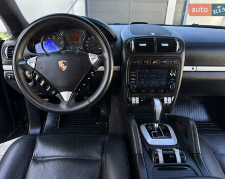 Черный Порше Каен, объемом двигателя 3 л и пробегом 173 тыс. км за 14950 $, фото 36 на Automoto.ua