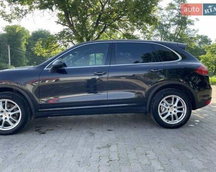 Чорний Порше Cayenne, об'ємом двигуна 4.8 л та пробігом 108 тис. км за 17500 $, фото 2 на Automoto.ua
