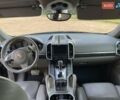 Чорний Порше Cayenne, об'ємом двигуна 4.8 л та пробігом 108 тис. км за 17500 $, фото 11 на Automoto.ua