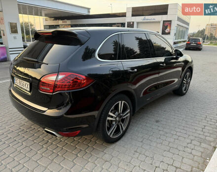 Черный Порше Каен, объемом двигателя 3.6 л и пробегом 263 тыс. км за 14500 $, фото 4 на Automoto.ua