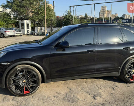 Черный Порше Каен, объемом двигателя 4.81 л и пробегом 150 тыс. км за 15000 $, фото 7 на Automoto.ua