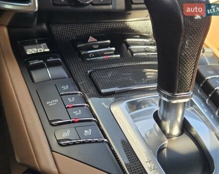 Порше Каен 2010 в Киеве на Automoto.ua Черный Порше Каен, объемом двигателя 4.8 л и пробегом 105 тыс. км за 26900 $, фото 32 на Automoto.ua