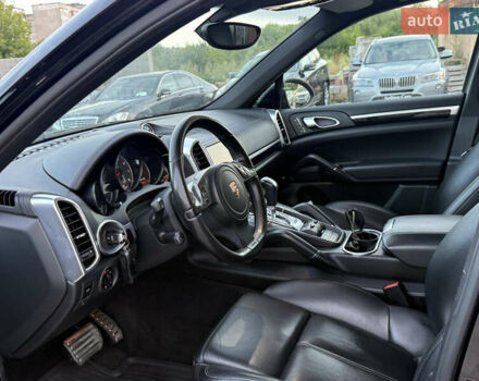 Чорний Порше Cayenne, об'ємом двигуна 4.8 л та пробігом 278 тис. км за 14999 $, фото 66 на Automoto.ua