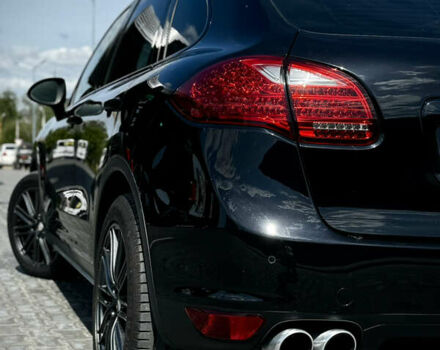 Чорний Порше Cayenne, об'ємом двигуна 4.81 л та пробігом 182 тис. км за 16800 $, фото 12 на Automoto.ua