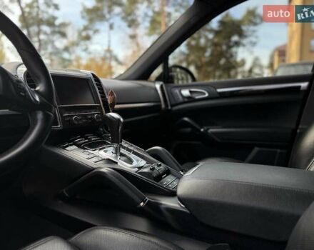 Черный Порше Каен, объемом двигателя 3.6 л и пробегом 155 тыс. км за 16900 $, фото 21 на Automoto.ua