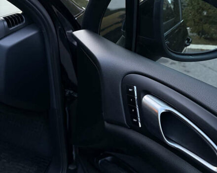 Чорний Порше Cayenne, об'ємом двигуна 3 л та пробігом 190 тис. км за 23900 $, фото 24 на Automoto.ua