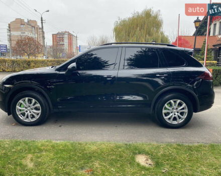 Чорний Порше Cayenne, об'ємом двигуна 3 л та пробігом 235 тис. км за 13950 $, фото 3 на Automoto.ua