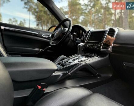 Черный Порше Каен, объемом двигателя 3.6 л и пробегом 155 тыс. км за 16900 $, фото 32 на Automoto.ua