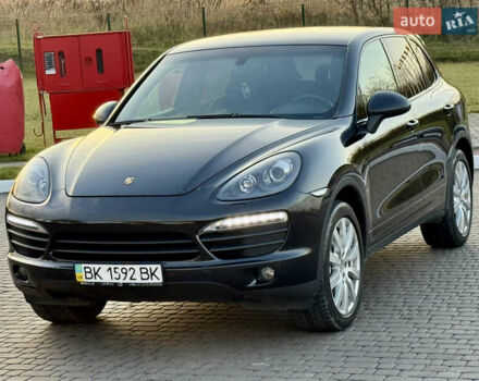 Чорний Порше Cayenne, об'ємом двигуна 4.8 л та пробігом 278 тис. км за 14999 $, фото 13 на Automoto.ua