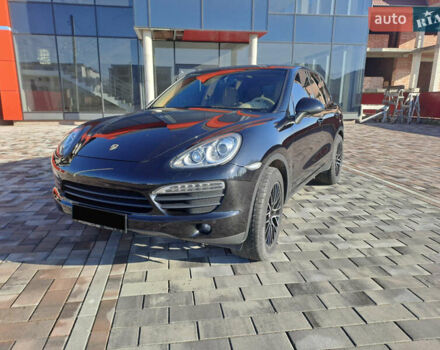 Чорний Порше Cayenne, об'ємом двигуна 4.81 л та пробігом 133 тис. км за 15500 $, фото 3 на Automoto.ua