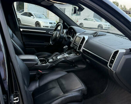 Черный Порше Каен, объемом двигателя 4.8 л и пробегом 278 тыс. км за 13999 $, фото 41 на Automoto.ua