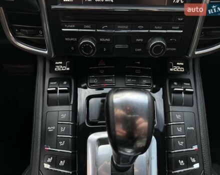 Черный Порше Каен, объемом двигателя 3.6 л и пробегом 155 тыс. км за 16900 $, фото 41 на Automoto.ua