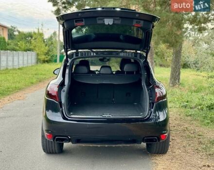 Порше Cayenne 2011 у Києві на Automoto.ua Чорний Порше Cayenne, об'ємом двигуна 3 л та пробігом 240 тис. км за 18700 $, фото 8 на Automoto.ua