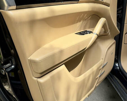 Чорний Порше Cayenne, об'ємом двигуна 4.81 л та пробігом 135 тис. км за 15700 $, фото 13 на Automoto.ua