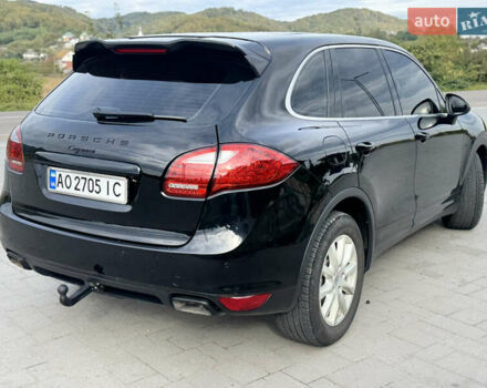 Черный Порше Каен, объемом двигателя 3 л и пробегом 259 тыс. км за 22500 $, фото 5 на Automoto.ua