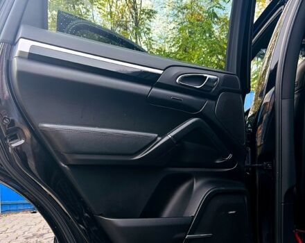 Чорний Порше Cayenne, об'ємом двигуна 3.6 л та пробігом 210 тис. км за 17500 $, фото 10 на Automoto.ua