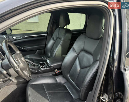 Черный Порше Каен, объемом двигателя 3.6 л и пробегом 244 тыс. км за 16999 $, фото 19 на Automoto.ua