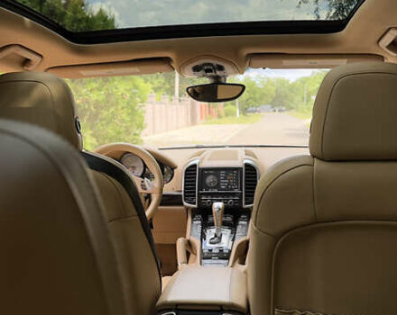 Чорний Порше Cayenne, об'ємом двигуна 4.81 л та пробігом 135 тис. км за 15700 $, фото 9 на Automoto.ua