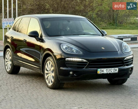Чорний Порше Cayenne, об'ємом двигуна 4.8 л та пробігом 278 тис. км за 14999 $, фото 9 на Automoto.ua